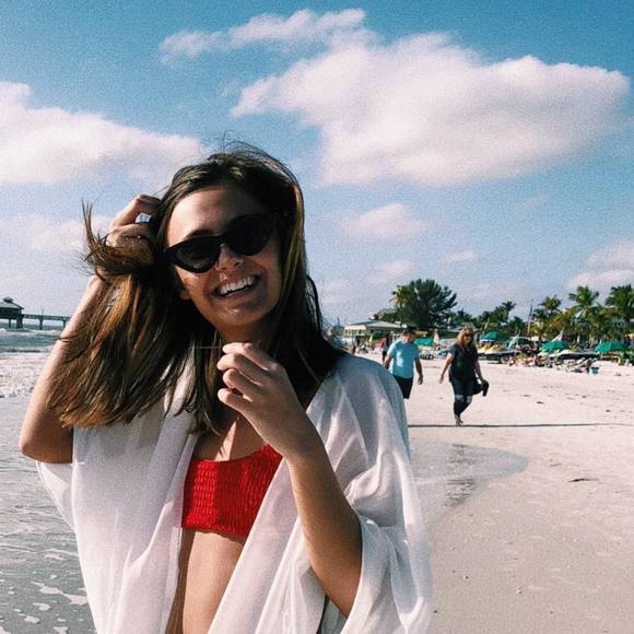 Meet your Posher, Kinley - Picture 1 of 1